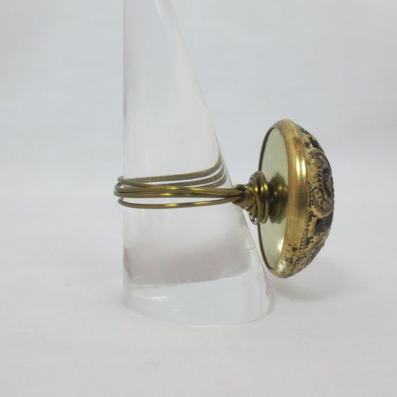 New Handcrafted Vintage Filigree Button Wire Ring - Picture 4 of 10